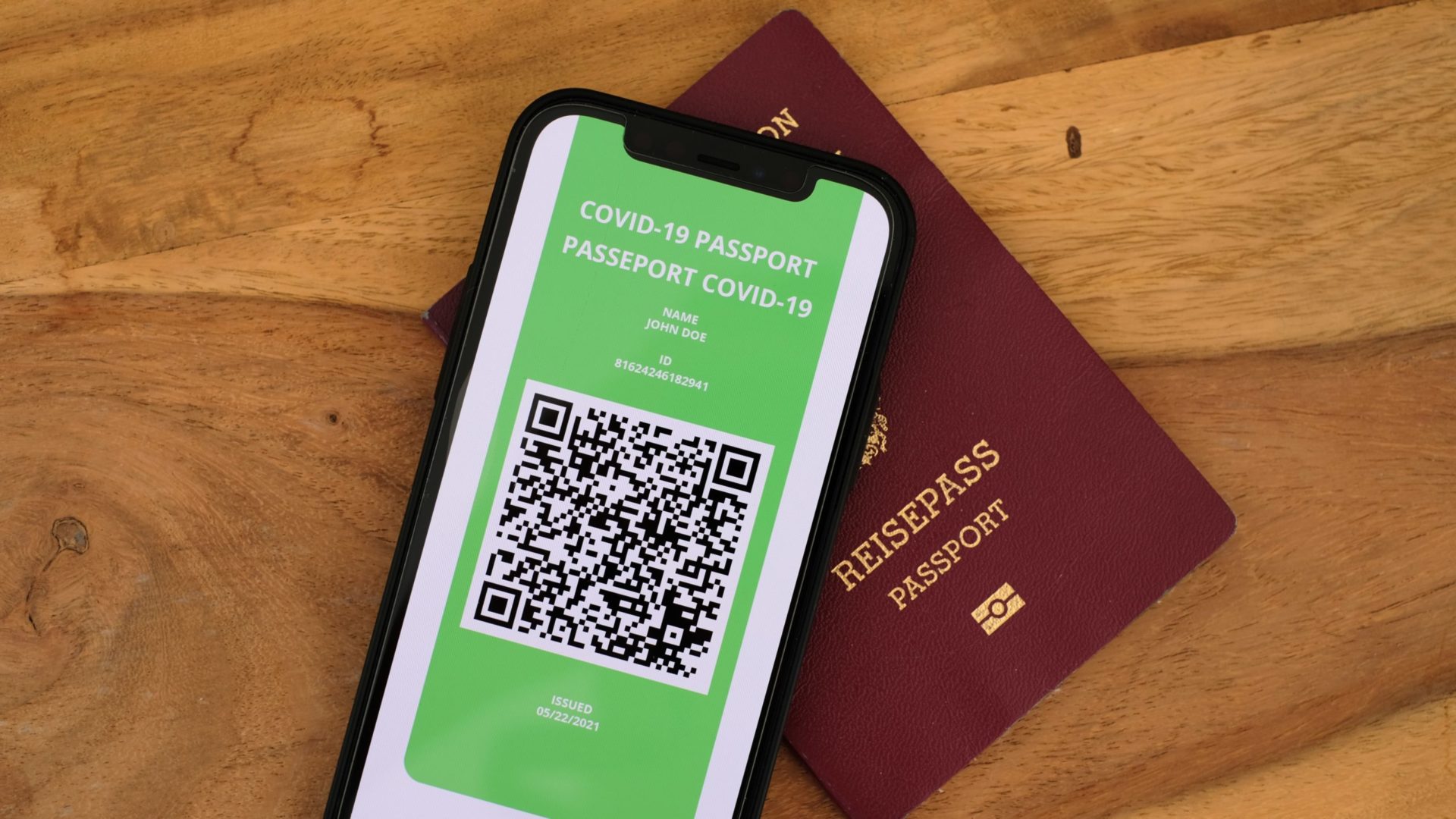 Un passeport vert en Europe d’ici l’été 2021 ?